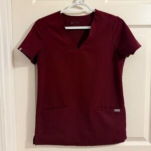 Figs Women's Casma Three-Pocket Scrub Top